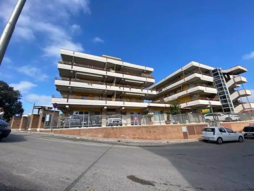 Immagine 5 di Appartamento in vendita  in Via Madonna di Fatima 1/A a Sannicandro Garganico