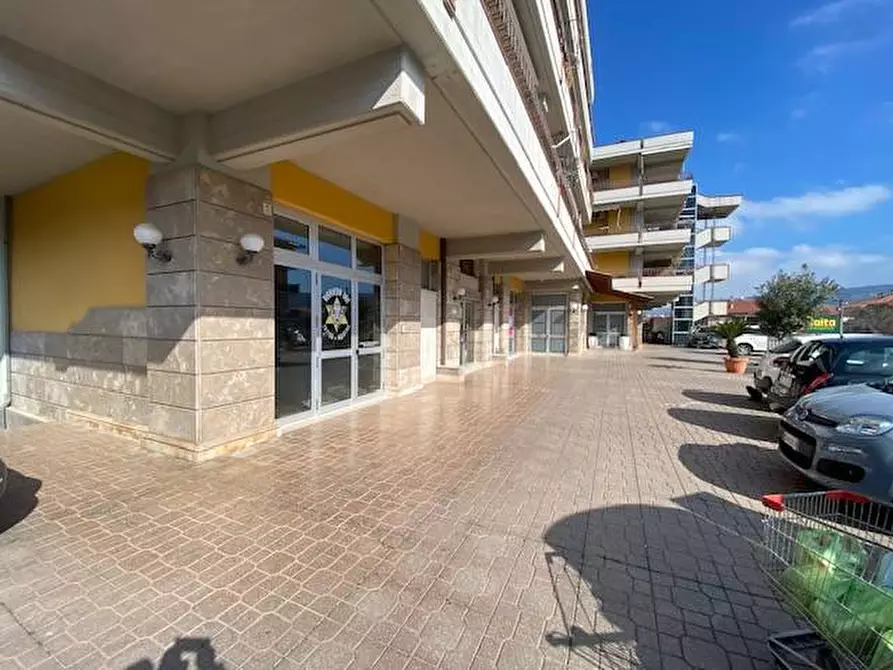 Immagine 7 di Appartamento in vendita  in Via Madonna di Fatima 1/A a Sannicandro Garganico