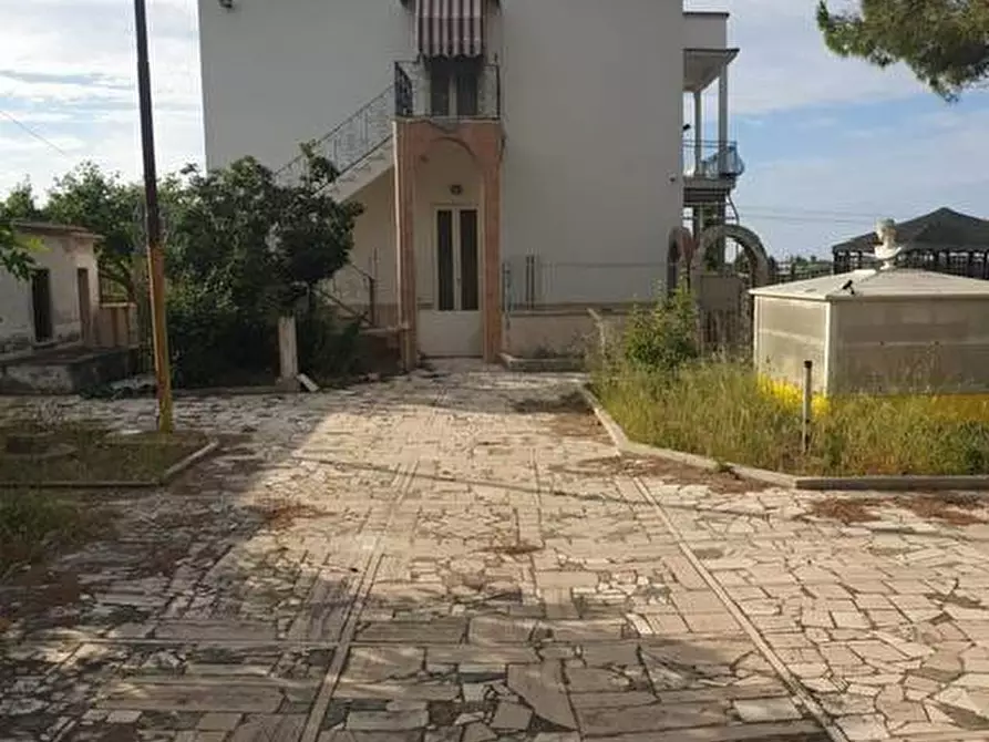 Immagine 5 di Villa in vendita  in Contrada Palmieri snc a Sannicandro Garganico
