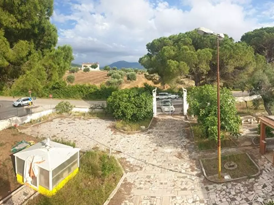 Immagine 11 di Villa in vendita  in Contrada Palmieri snc a Sannicandro Garganico