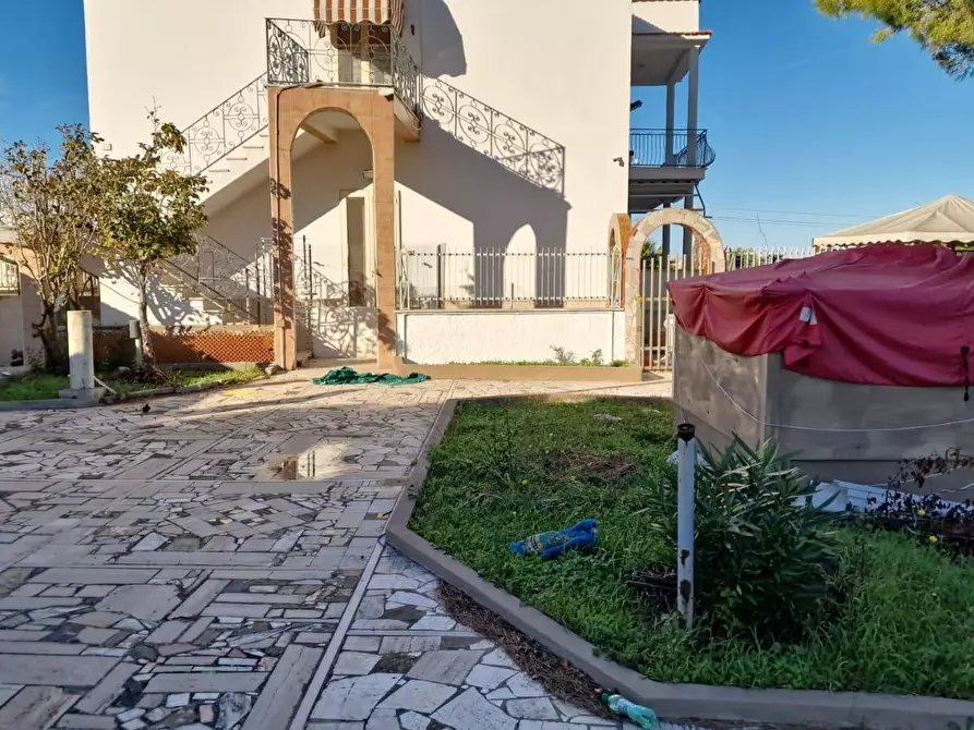 Immagine 9 di Villa in vendita  in Contrada Palmieri snc a Sannicandro Garganico