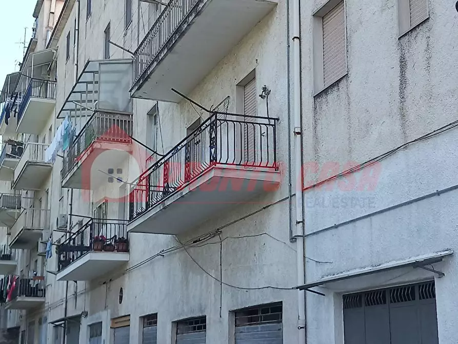Immagine 19 di Appartamento in vendita  in Via Ciro ANGELILLIS 10 a Vico Del Gargano