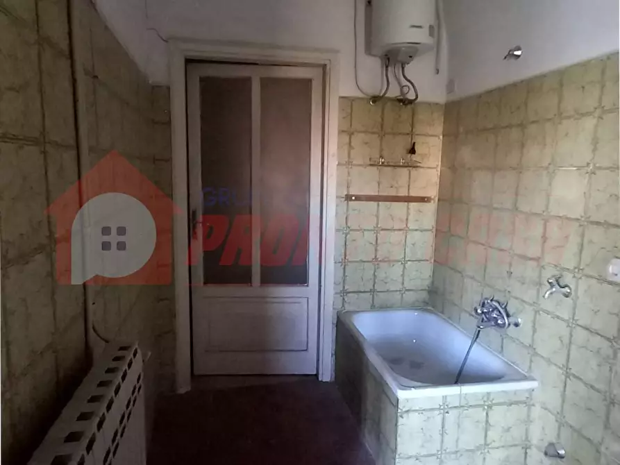 Immagine 10 di Appartamento in vendita  in dr. Mastromatteo 69 a Vico Del Gargano