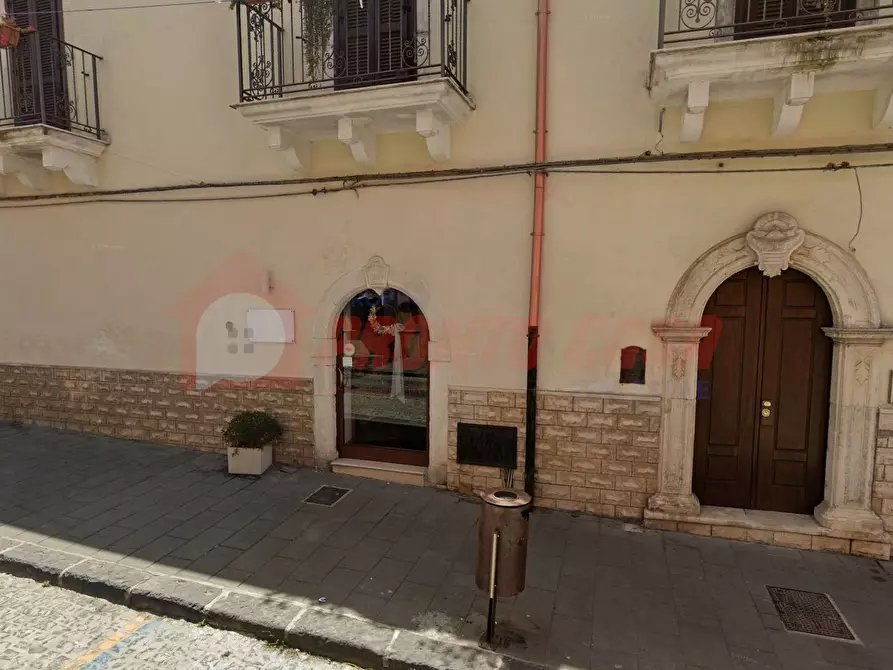 Immagine 3 di Locale commerciale in affitto  in Via Giuseppe Di Vagno 29 a Vico Del Gargano