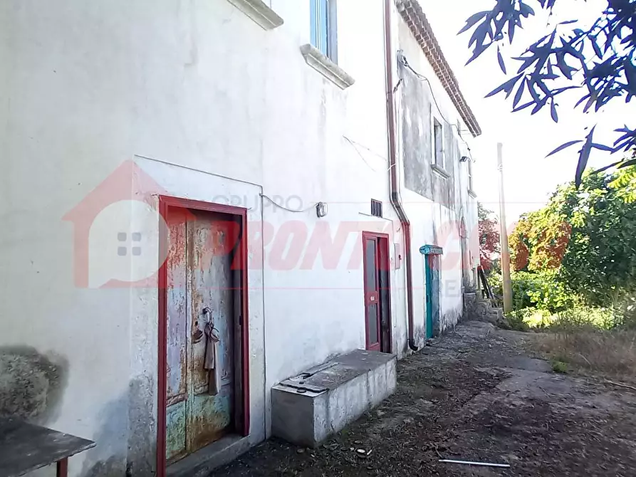Immagine 12 di Palazzo in vendita  in Loc. FORMITELLE 1 a Vico Del Gargano