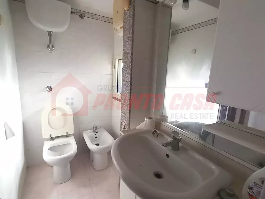 Immagine 8 di Palazzo in vendita  in Via Ventrella 60 a Cagnano Varano