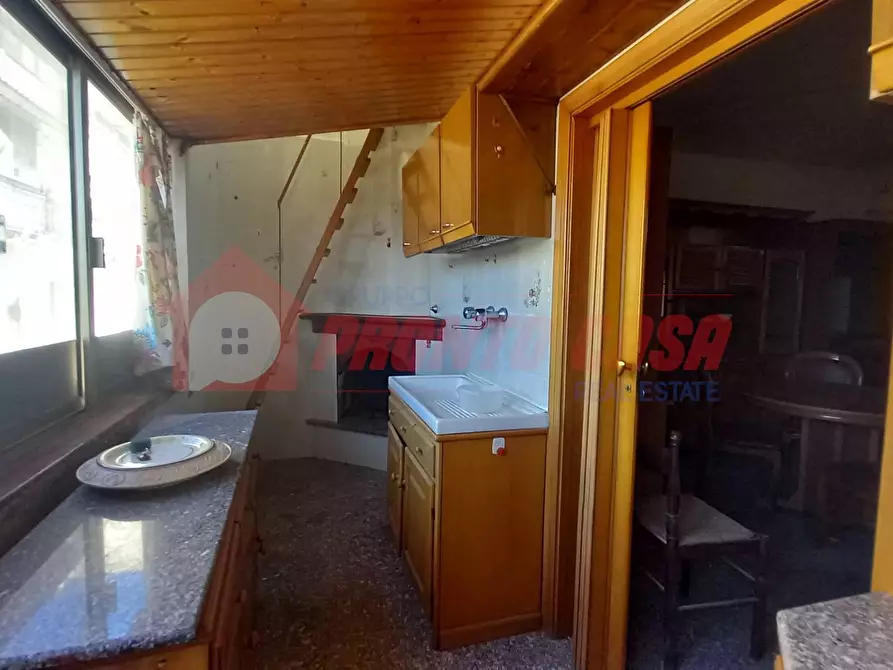 Immagine 12 di Palazzo in vendita  in Via Ventrella 60 a Cagnano Varano