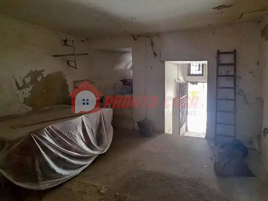 Immagine 19 di Palazzo in vendita  in Via Ventrella 60 a Cagnano Varano