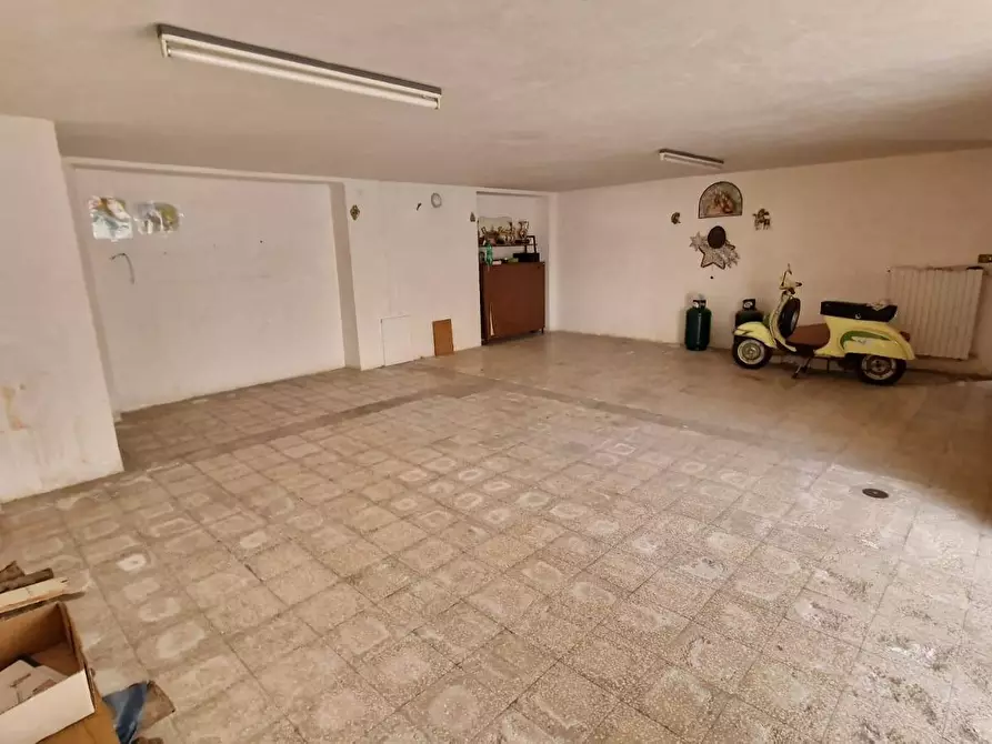 Immagine 22 di Appartamento in vendita  in Via Antonio Carugno 28 a Sannicandro Garganico