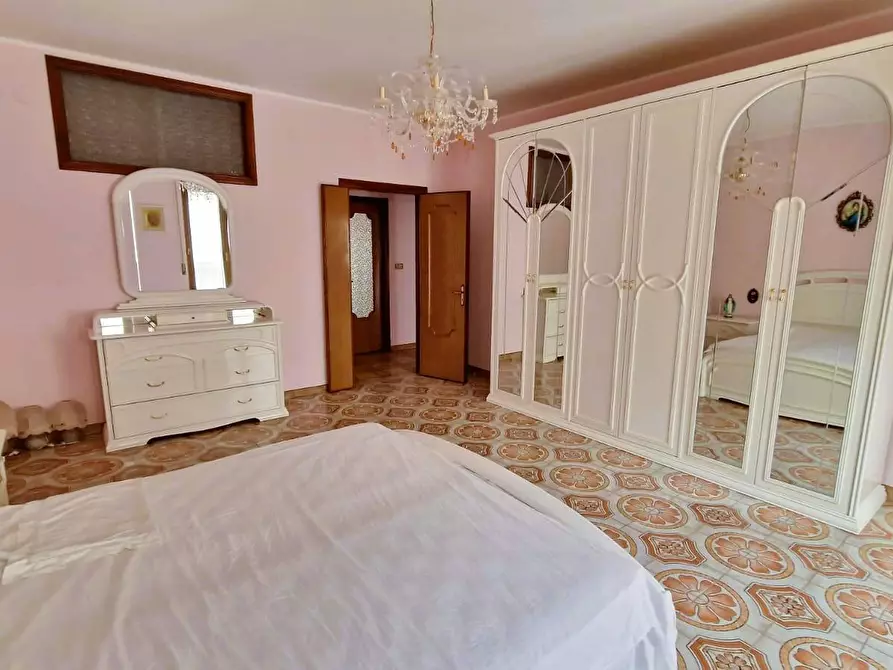 Immagine 10 di Appartamento in vendita  in Via Antonio Carugno 28 a Sannicandro Garganico