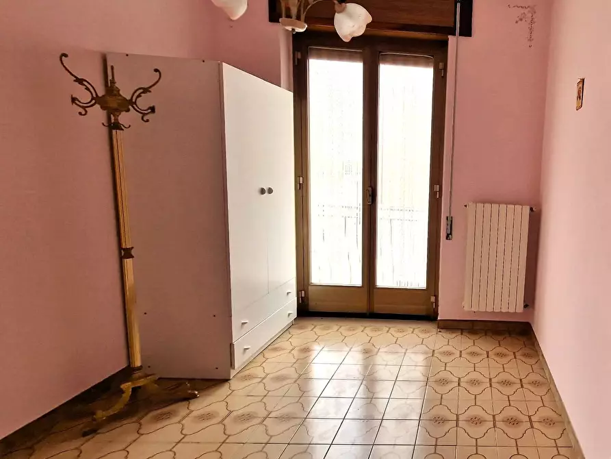 Immagine 13 di Appartamento in vendita  in Via Antonio Carugno 28 a Sannicandro Garganico