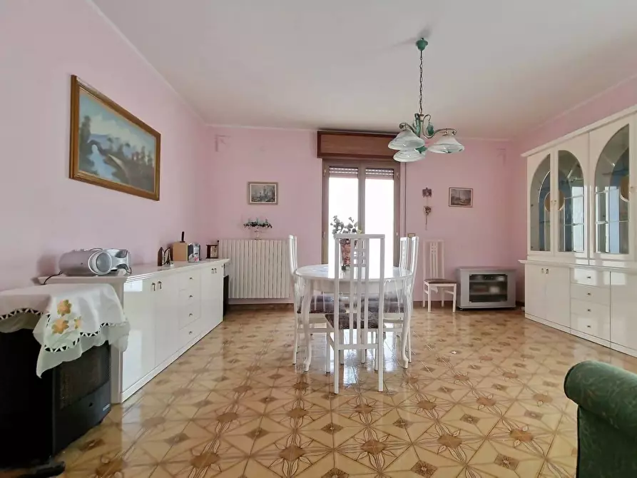 Immagine 7 di Appartamento in vendita  in Via Antonio Carugno 28 a Sannicandro Garganico