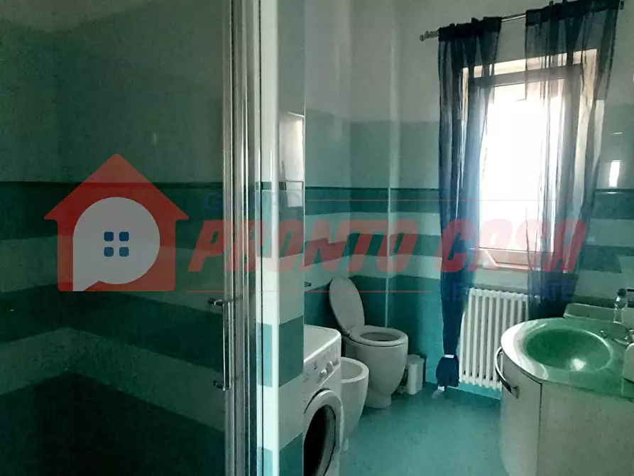 Immagine 9 di Villa in vendita  in Via Reggio Calabria snc a Cagnano Varano