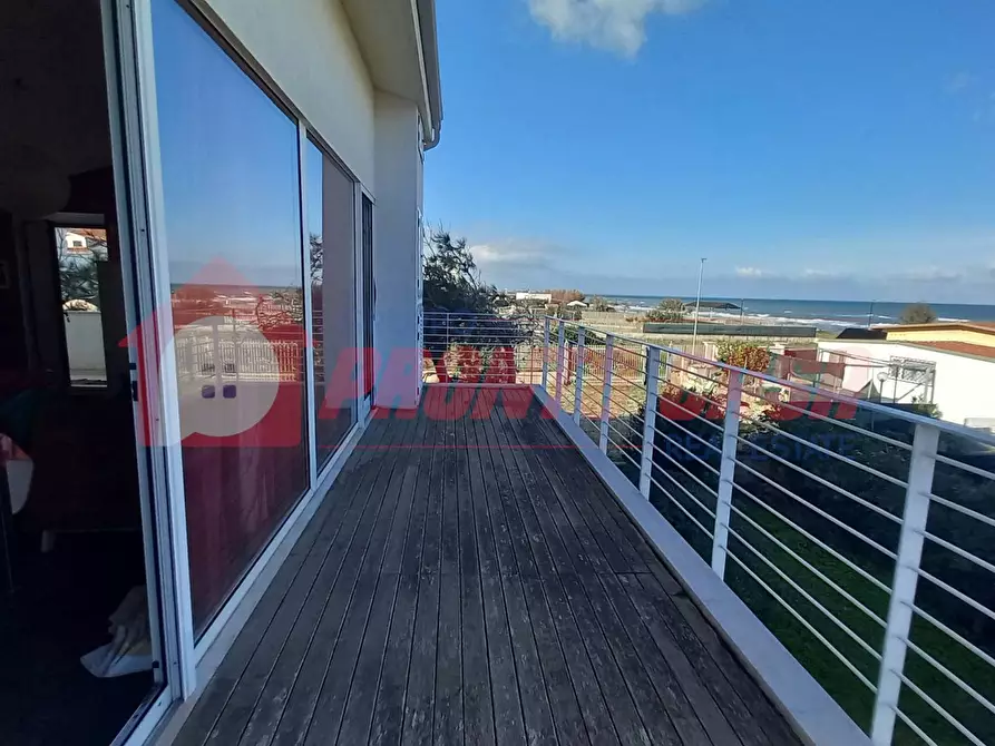 Immagine 17 di Villa in vendita  in Via Reggio Calabria snc a Cagnano Varano