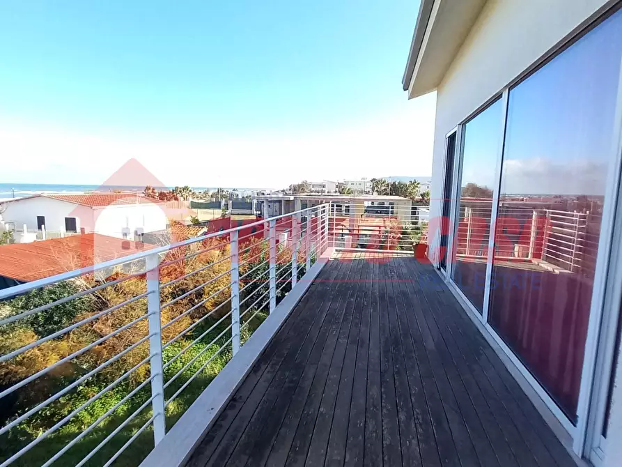 Immagine 19 di Villa in vendita  in Via Reggio Calabria snc a Cagnano Varano