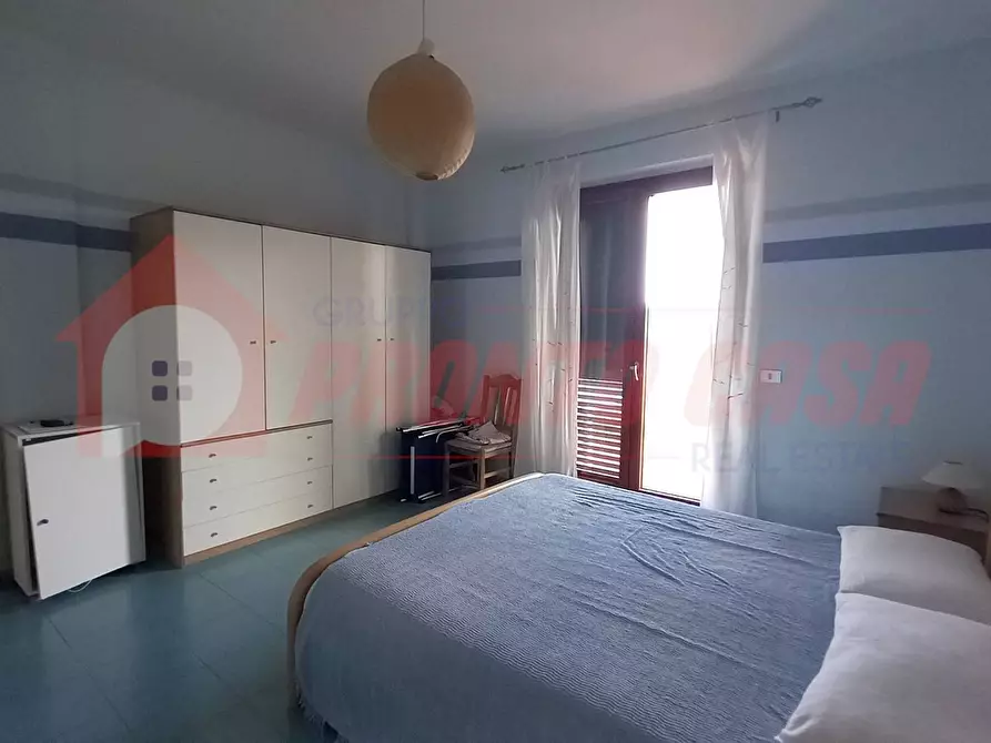 Immagine 11 di Palazzo in vendita  in Località ISOLA VARANO snc a Cagnano Varano