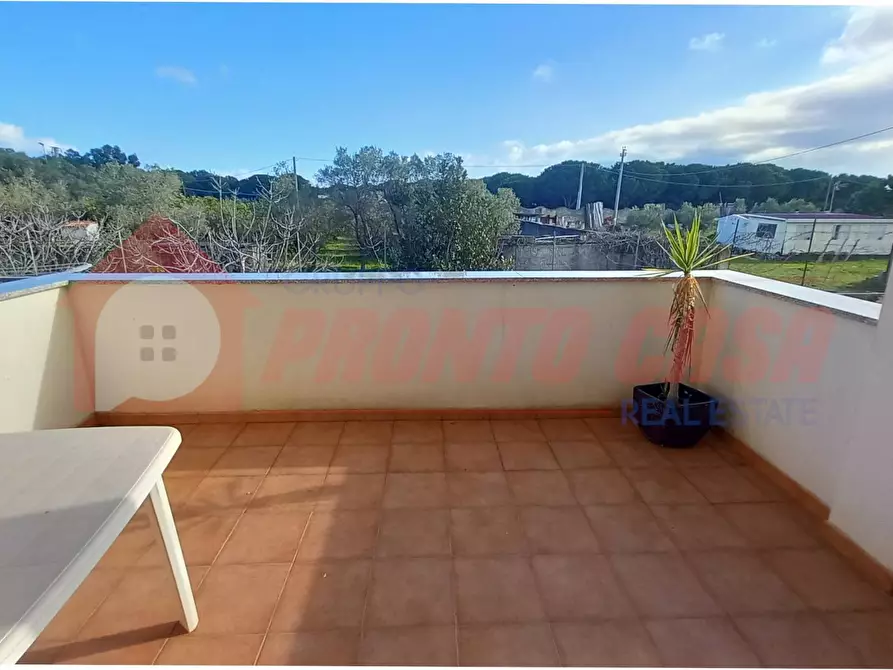 Immagine 12 di Palazzo in vendita  in Località ISOLA VARANO snc a Cagnano Varano