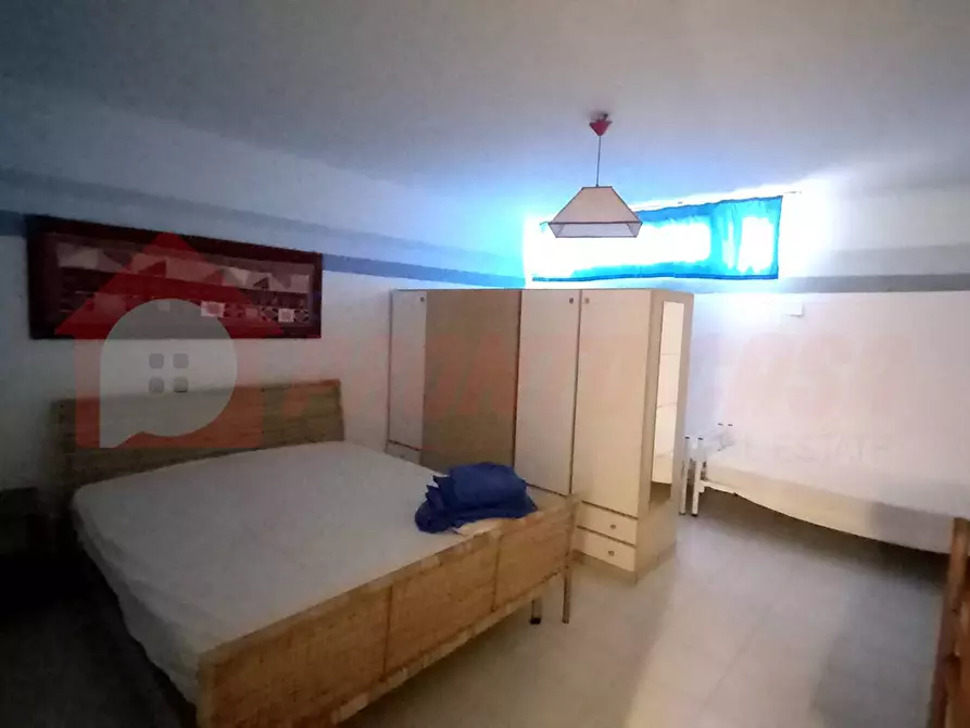 Immagine 25 di Palazzo in vendita  in Località ISOLA VARANO snc a Cagnano Varano