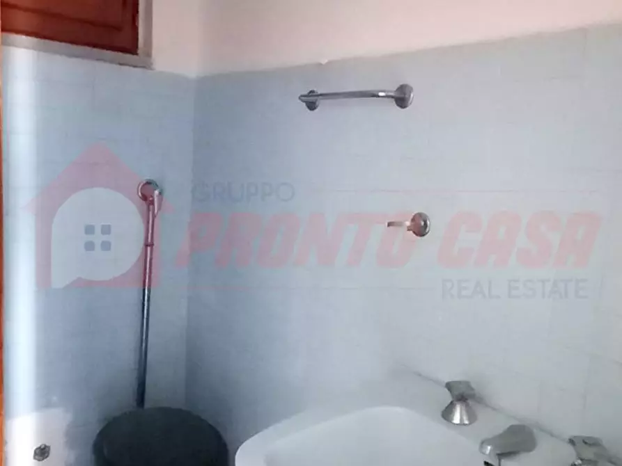 Immagine 9 di Appartamento in vendita  in Via DE ANGELIS 32 a Cagnano Varano