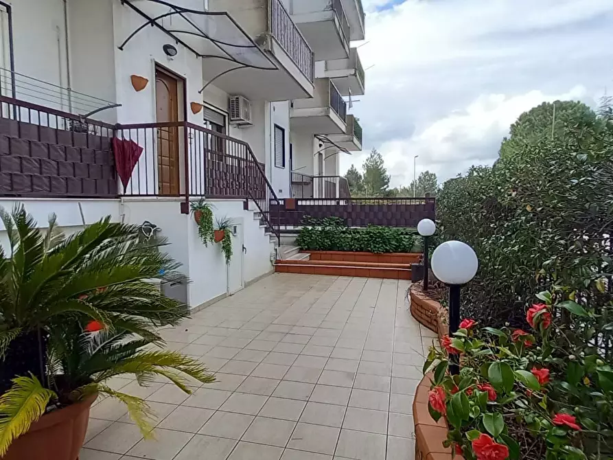 Immagine 2 di Appartamento in vendita  in Via GERMANIA 5 a Vico Del Gargano