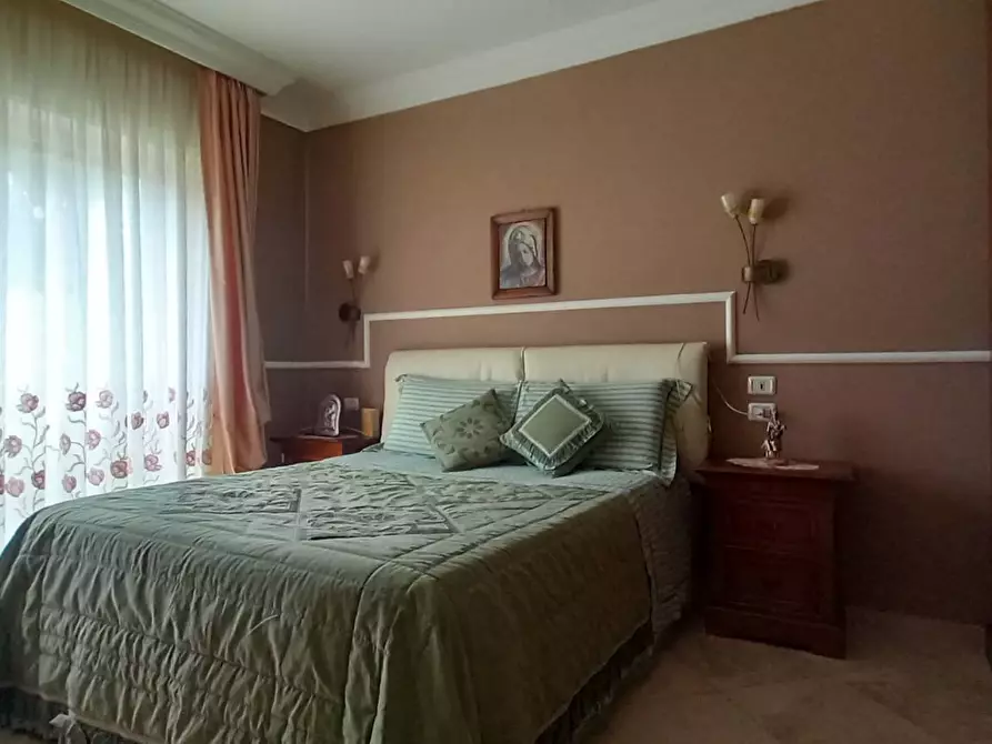 Immagine 8 di Appartamento in vendita  in Via GERMANIA 5 a Vico Del Gargano