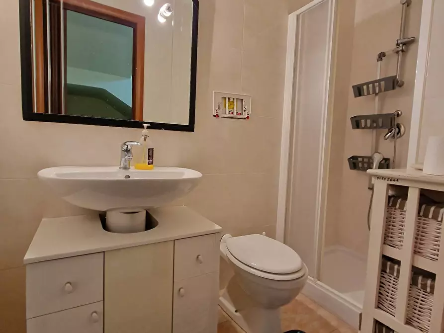 Immagine 22 di Appartamento in vendita  in Via D'EVOLA 3 a Sannicandro Garganico