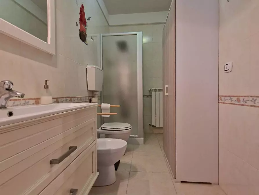 Immagine 23 di Appartamento in vendita  in Via D'EVOLA 3 a Sannicandro Garganico