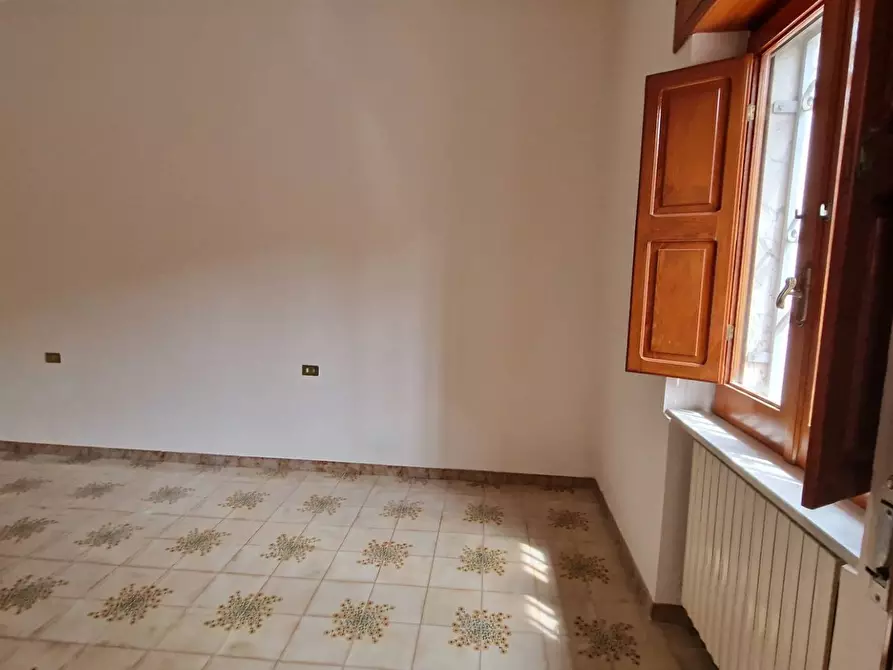 Immagine 8 di Appartamento in vendita  in Via Castiglia Michele 12 a Sannicandro Garganico