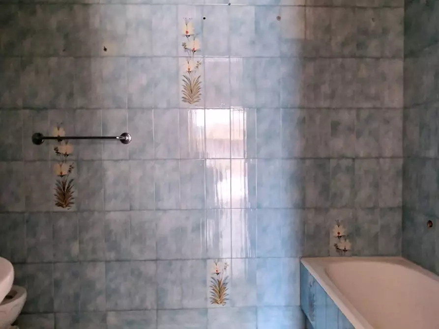 Immagine 16 di Appartamento in vendita  in Via Castiglia Michele 12 a Sannicandro Garganico