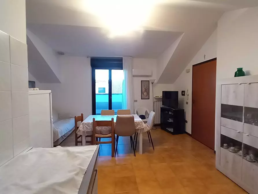 Immagine 5 di Appartamento in vendita  in Via Padre Luca da Vico 6 a Vico Del Gargano