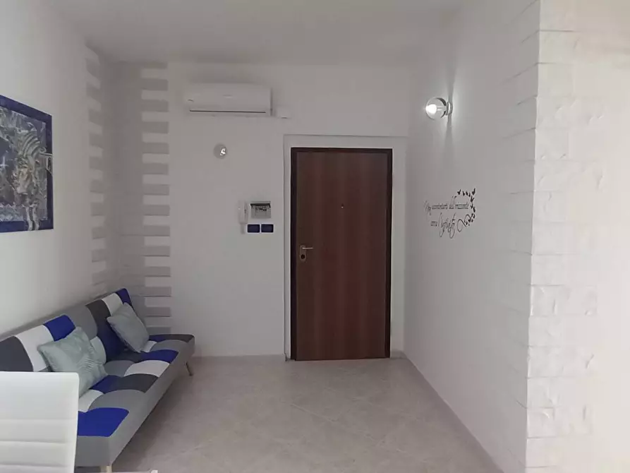 Immagine 11 di Appartamento in vendita  in Via NAPOLI 12 a Cagnano Varano