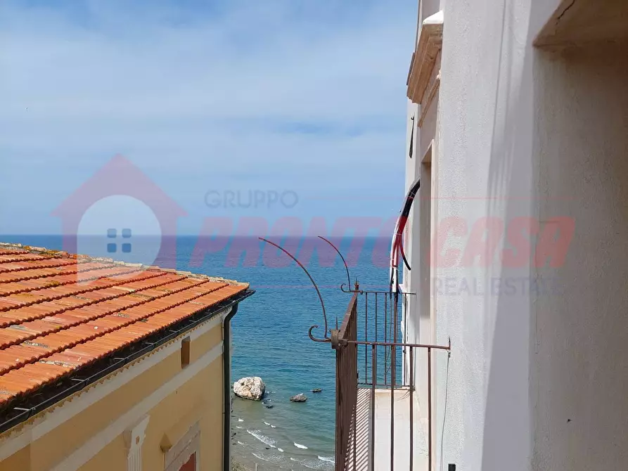 Immagine 19 di Appartamento in vendita  in Via Imbriani 2 a Rodi Garganico