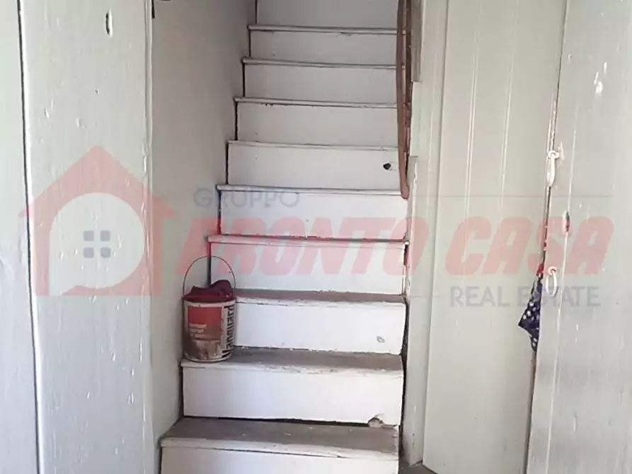 Immagine 5 di Palazzo in vendita  in Corso Madonna del Carmine 107 a Cagnano Varano