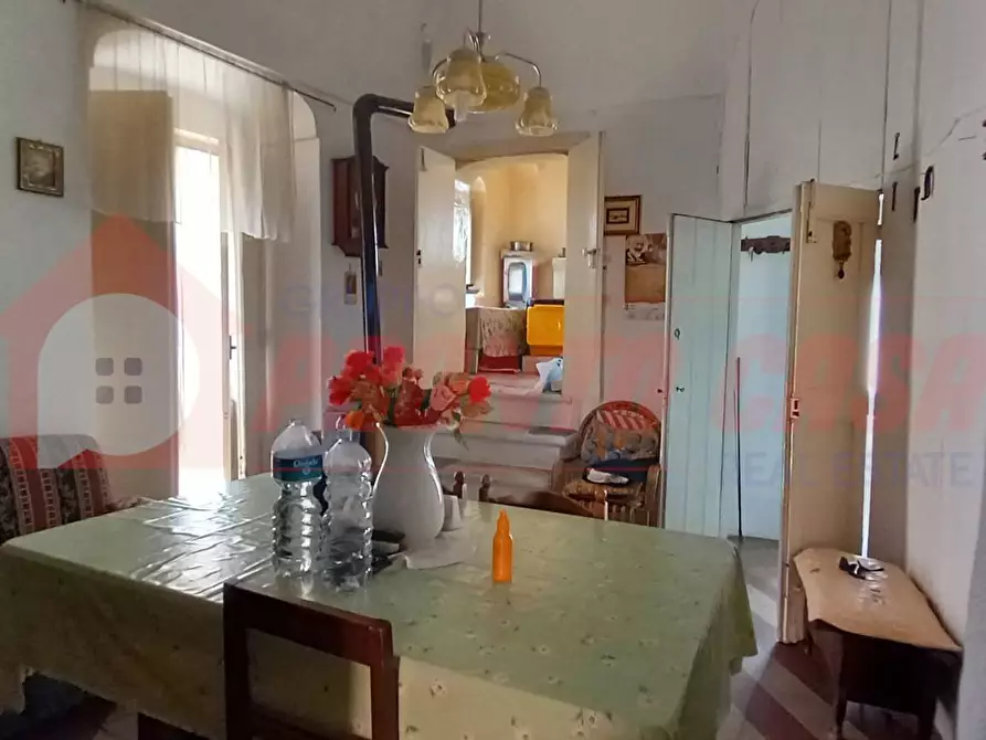 Immagine 8 di Palazzo in vendita  in Corso Madonna del Carmine 107 a Cagnano Varano