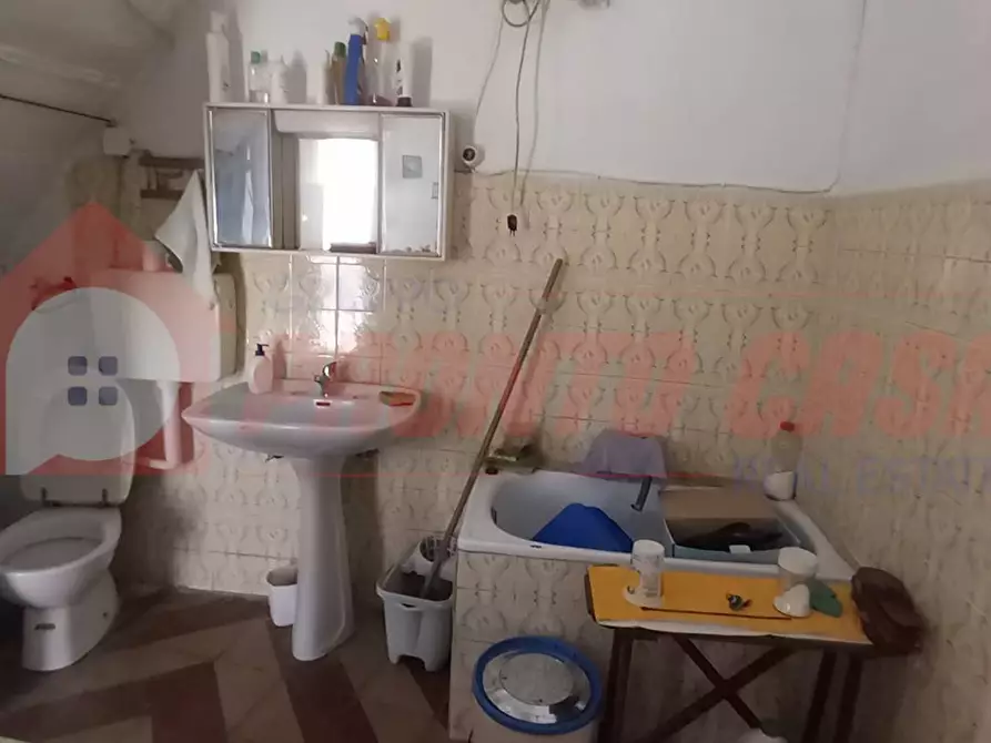 Immagine 12 di Palazzo in vendita  in Corso Madonna del Carmine 107 a Cagnano Varano