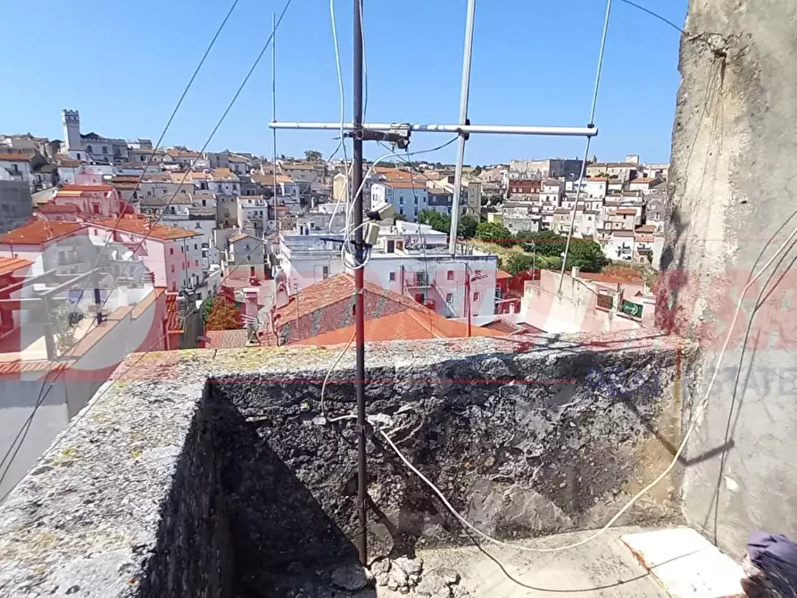 Immagine 25 di Palazzo in vendita  in Corso Madonna del Carmine 107 a Cagnano Varano