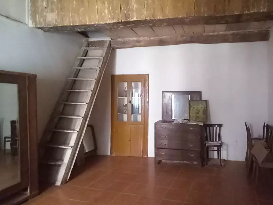 Immagine 2 di Appartamento in vendita  in Via DE PETRIS 5 a Vico Del Gargano