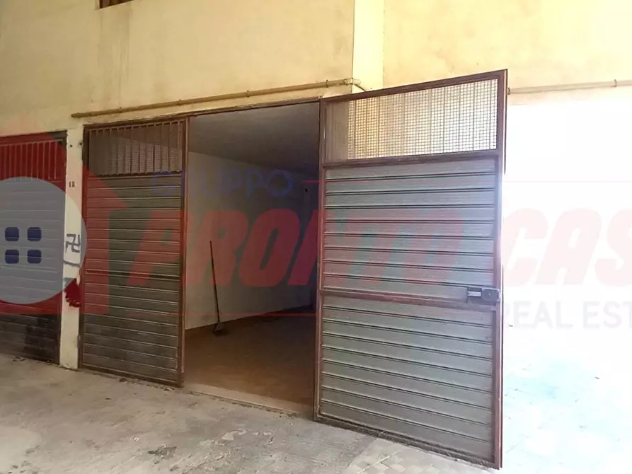 Immagine 23 di Appartamento in vendita  in Via Salvo D'Acquisto 45 a Cagnano Varano