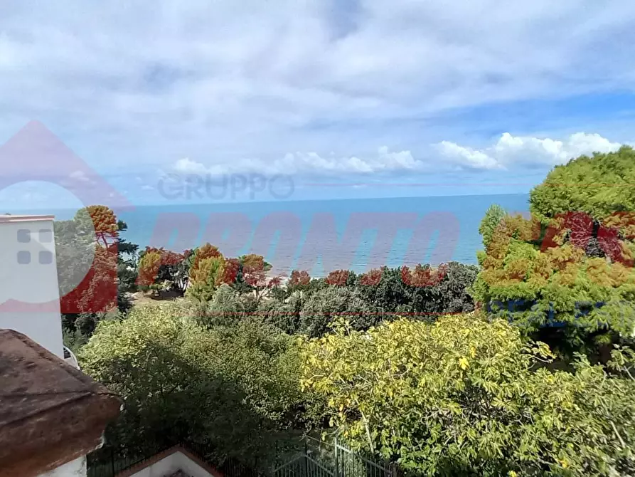 Immagine 17 di Appartamento in vendita  in Via Valle delle Noci 14 a Vico Del Gargano