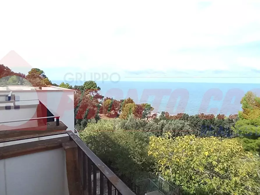 Immagine 18 di Appartamento in vendita  in Via Valle delle Noci 14 a Vico Del Gargano