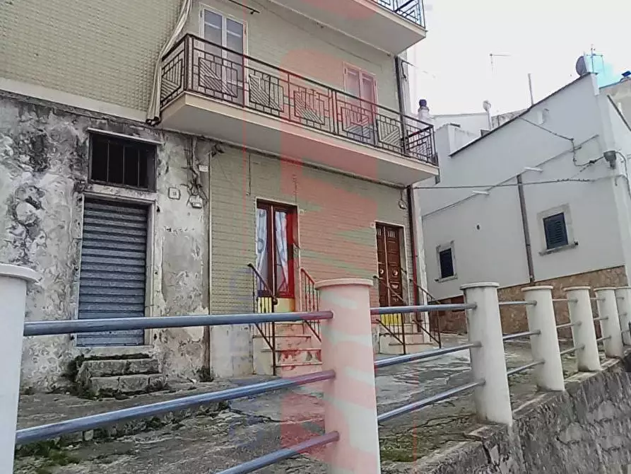 Immagine 4 di Appartamento in vendita  in Via Umberto I° 27 a Cagnano Varano