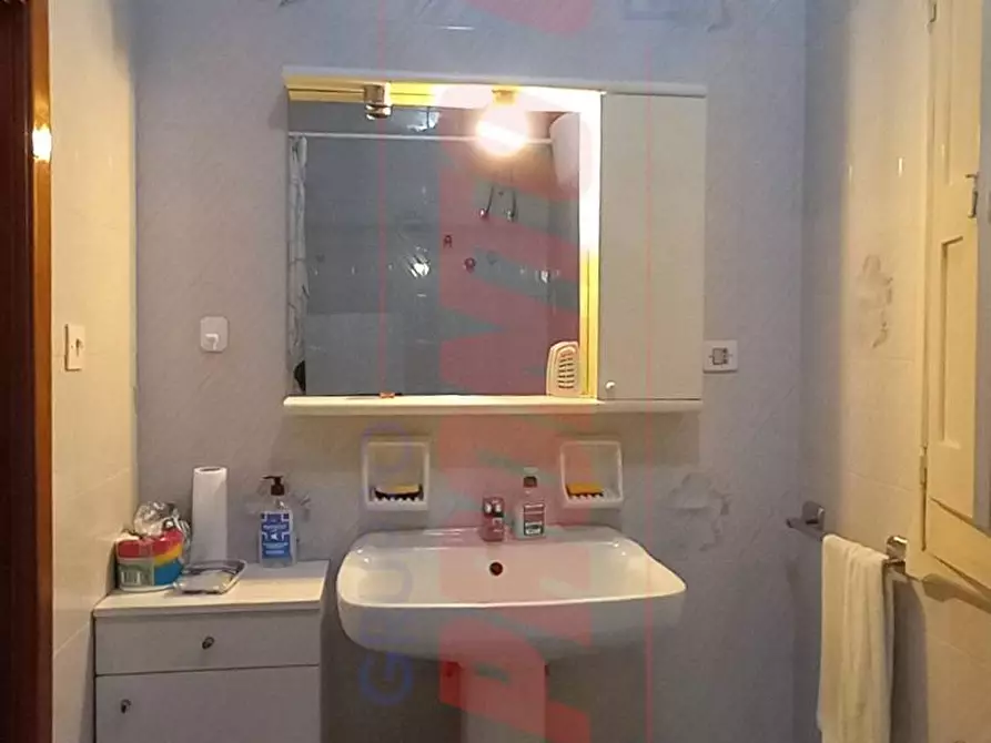 Immagine 23 di Appartamento in vendita  in Via Umberto I° 27 a Cagnano Varano