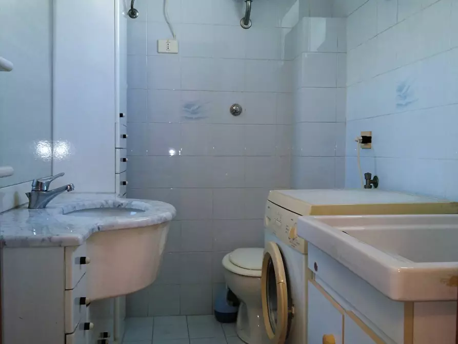 Immagine 7 di Appartamento in vendita  in Via Berlinguer 1 a Vico Del Gargano