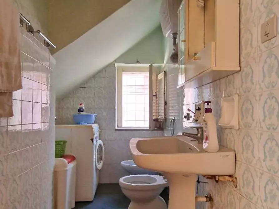 Immagine 14 di Appartamento in vendita  in via Don Luigi Sturzo 78 a Sannicandro Garganico