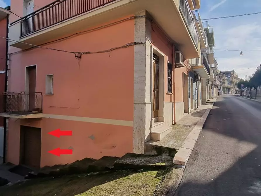 Immagine 2 di Box auto in vendita  in Via Canova 1 a Sannicandro Garganico