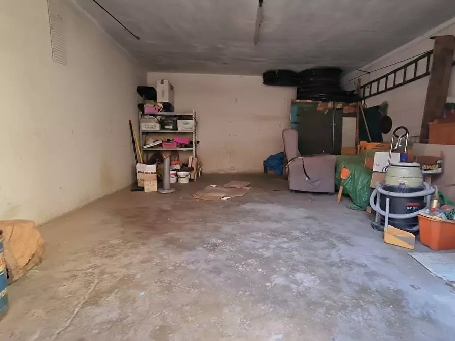 Immagine 7 di Box auto in vendita  in Via Canova 1 a Sannicandro Garganico