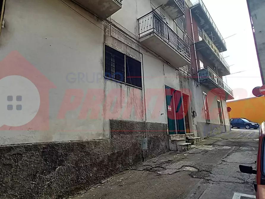 Immagine 3 di Locale commerciale in vendita  in Via PAPA GIOVANNI XXIII 3-5 a Cagnano Varano