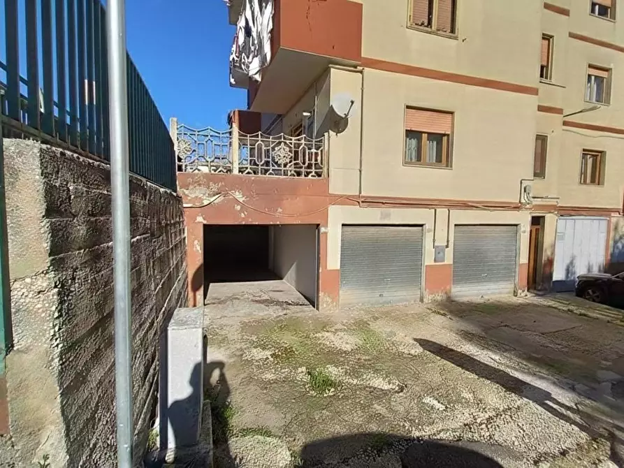 Immagine 2 di Box auto in vendita  in Via Della Fontanella 1 a Vico Del Gargano