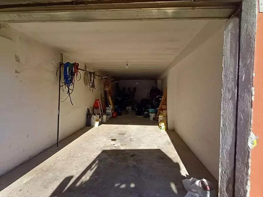 Immagine 5 di Box auto in vendita  in Via Della Fontanella 1 a Vico Del Gargano