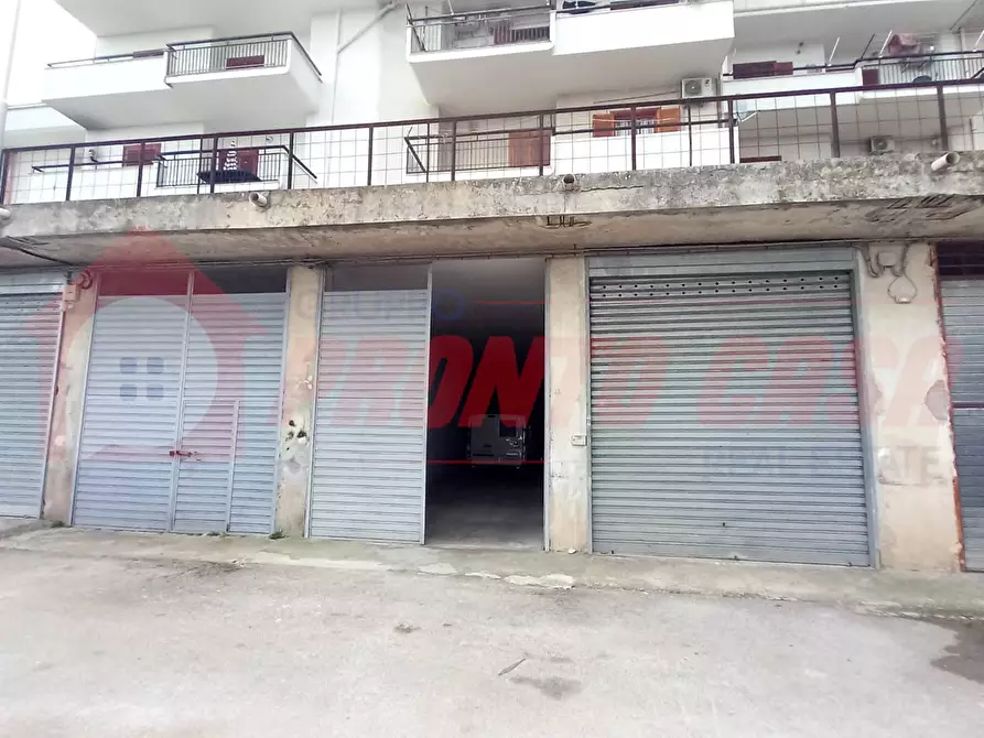 Immagine 7 di Box auto in vendita  in Via Della Repubblica 66 a Cagnano Varano